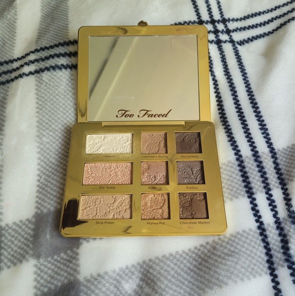 Natural Eyes Eye Shadow Palette - Picture 2 of 2